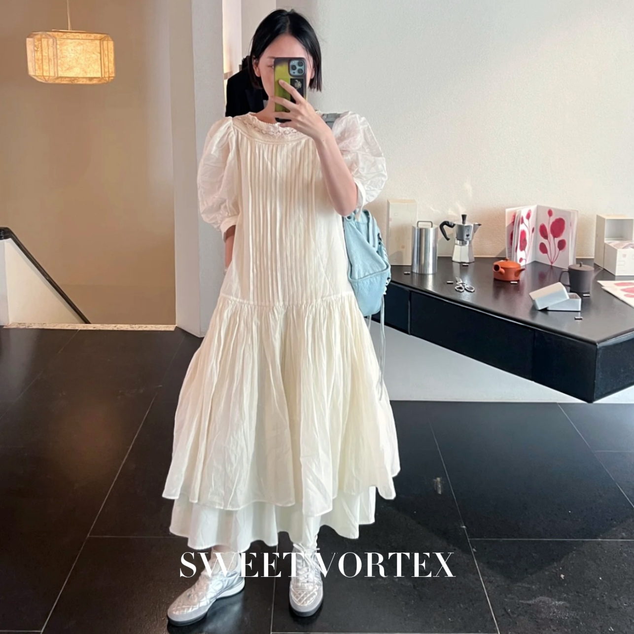 Deplumer 25春夏 雾月白清冷法式度假绣花半袖长款连衣裙