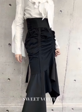 「7折现货秒发」Aganovich 黑色/白色螺旋褶皱抽绳鱼尾半身裙