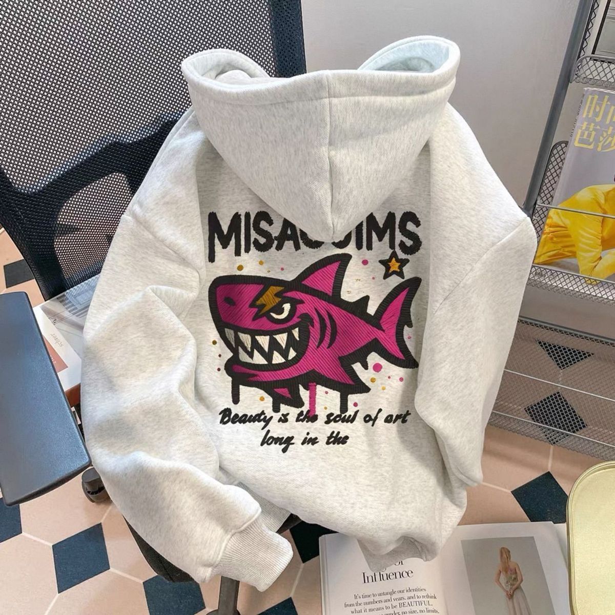 银狐绒聚群韩版宽松连帽卫衣