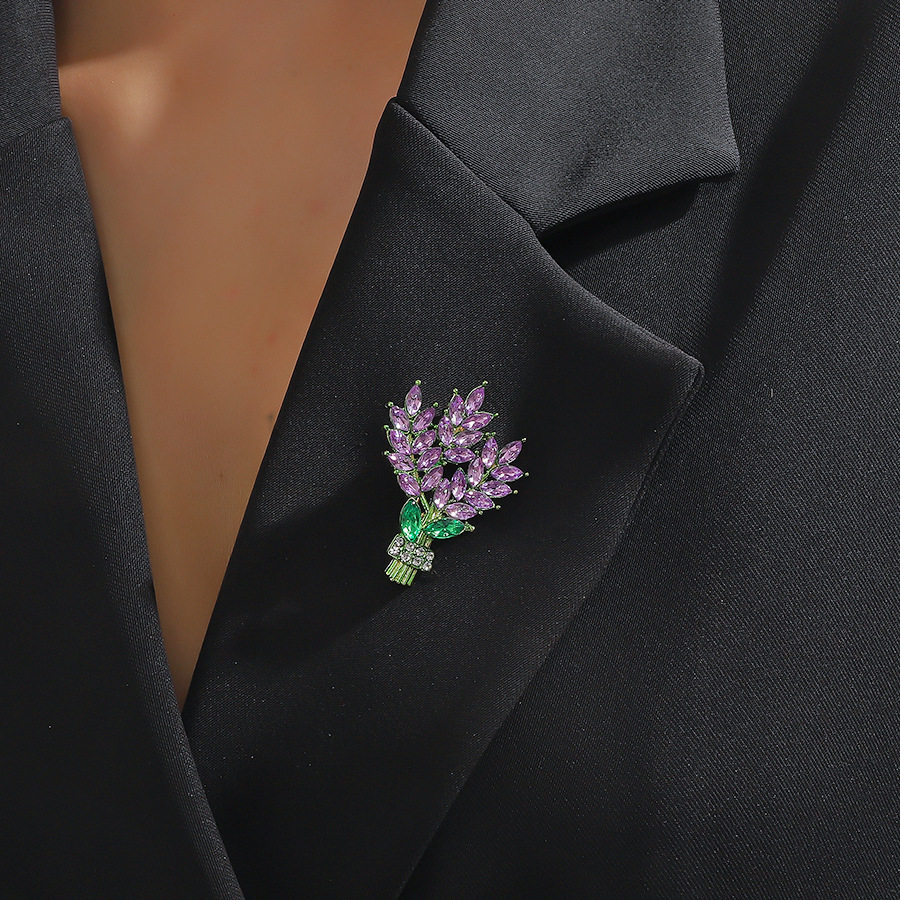 精致薰衣草胸针设计百搭花卉配饰高档别针防走光气质西装礼服胸花,饰品/流行首饰/时尚饰品新,胸针,淘宝优惠券,粉丝福利购,淘宝优惠卷