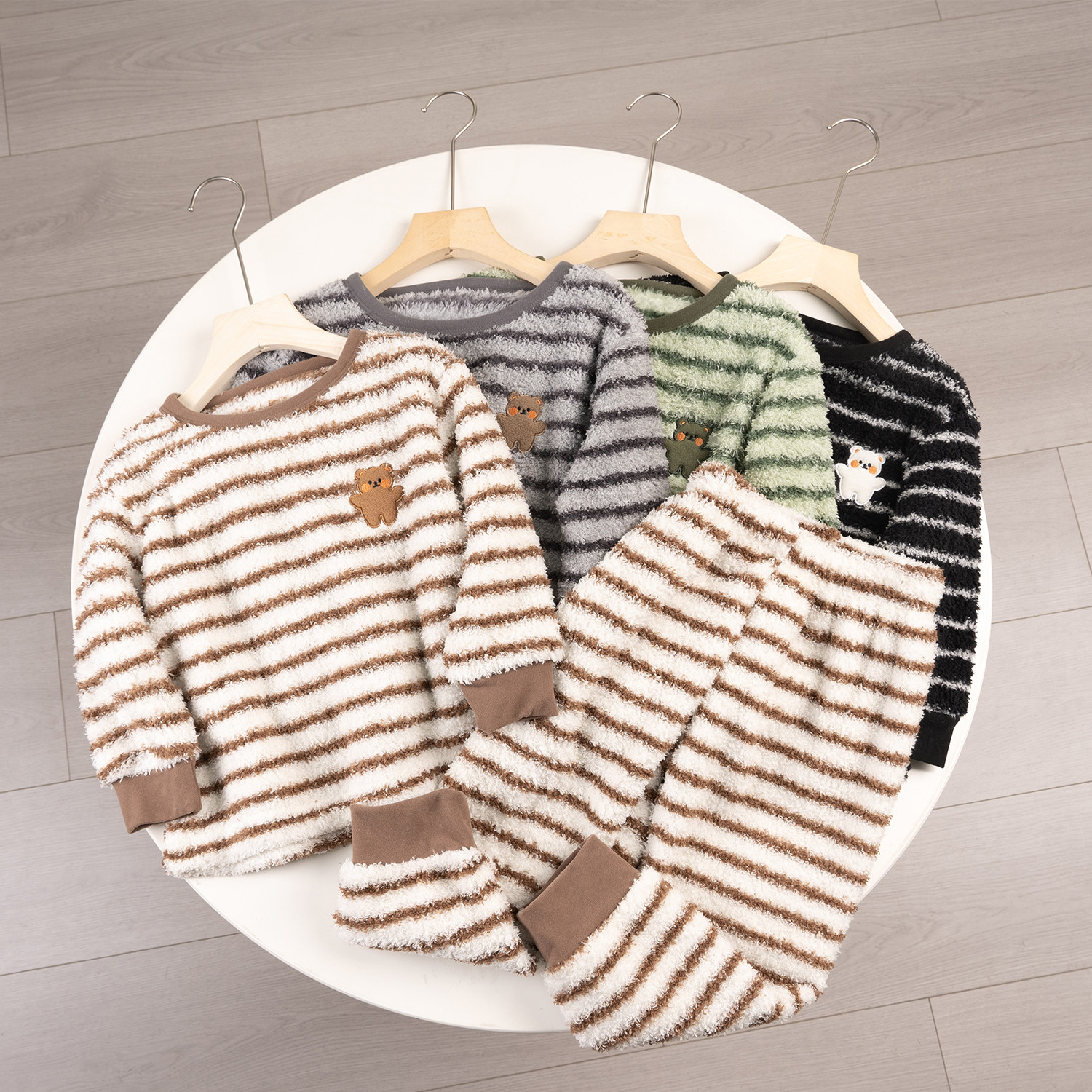 儿童加绒摇粒绒套装男童秋冬新款圆领上衣加厚家居服小熊睡衣睡裤,童装/婴儿装/亲子装,家居服套装,淘宝优惠券,粉丝福利购,淘宝优惠卷