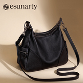 大容量斜挎包包女2026新款 简约百搭单肩女包头层软牛皮中年妈妈包