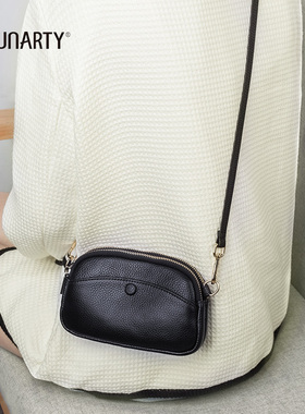 手拿包女真皮2025新款多隔层软牛皮斜挎单肩手机包中年妈妈小挎包