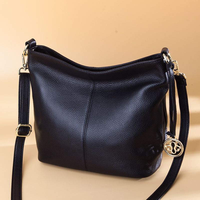 包包女潮时尚头层牛皮水桶包