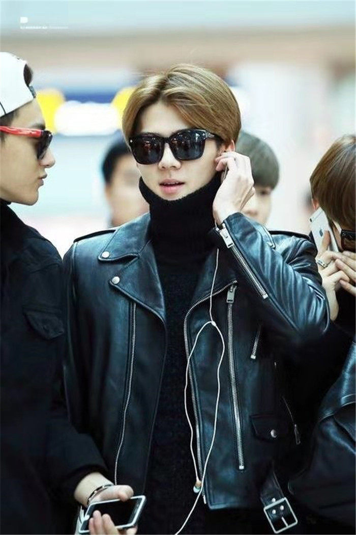 定制吴世勋同款打底厚毛衣19新款黑色套头高领羊毛衫基础款青少年