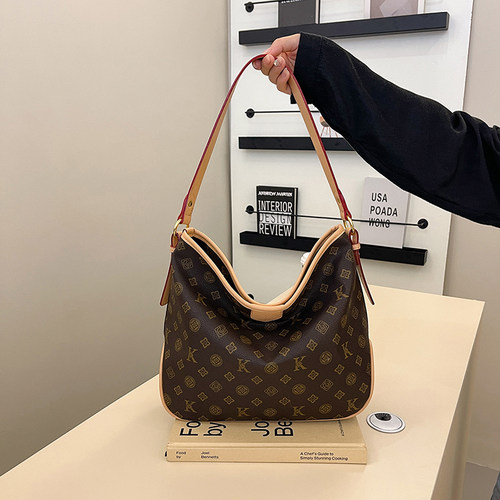 LAOYJA老花大容量通勤托特包