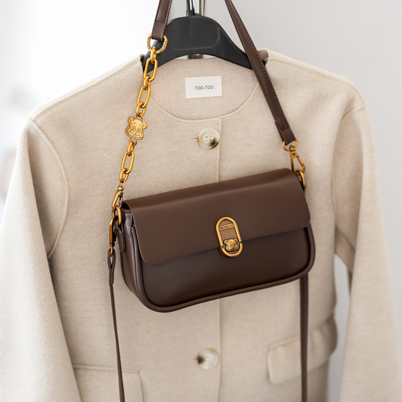 LAOYJA高级感链条腋下小方包