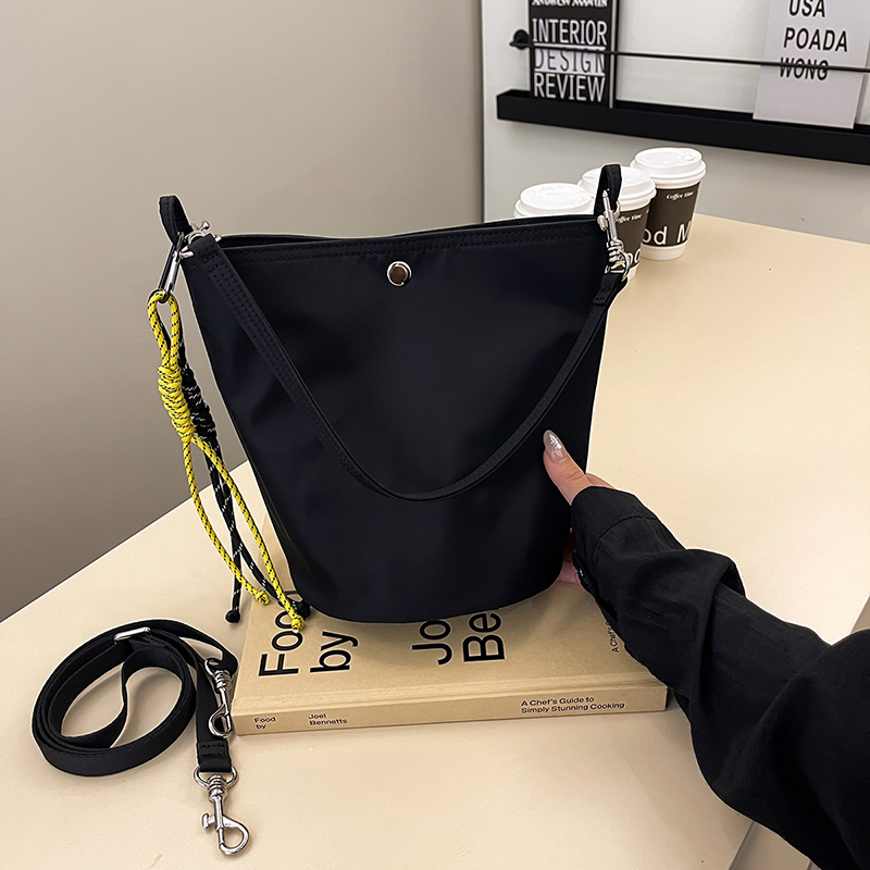 LAOYJA高级感大容量牛津布水桶包