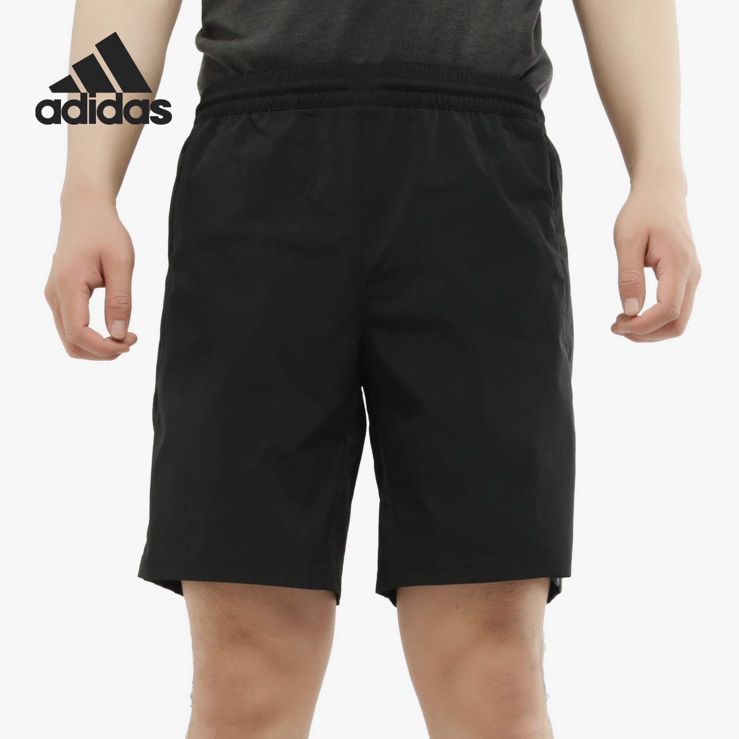 运动型格短裤Adidas/阿迪达斯