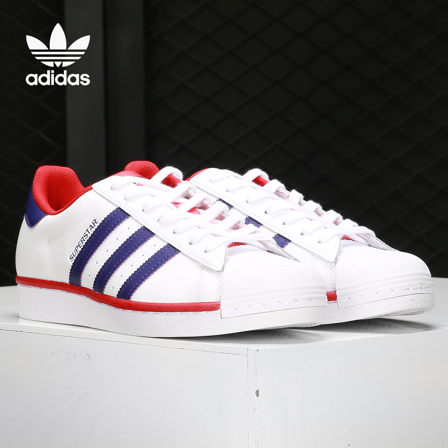 阿迪达斯正品男女时尚板鞋