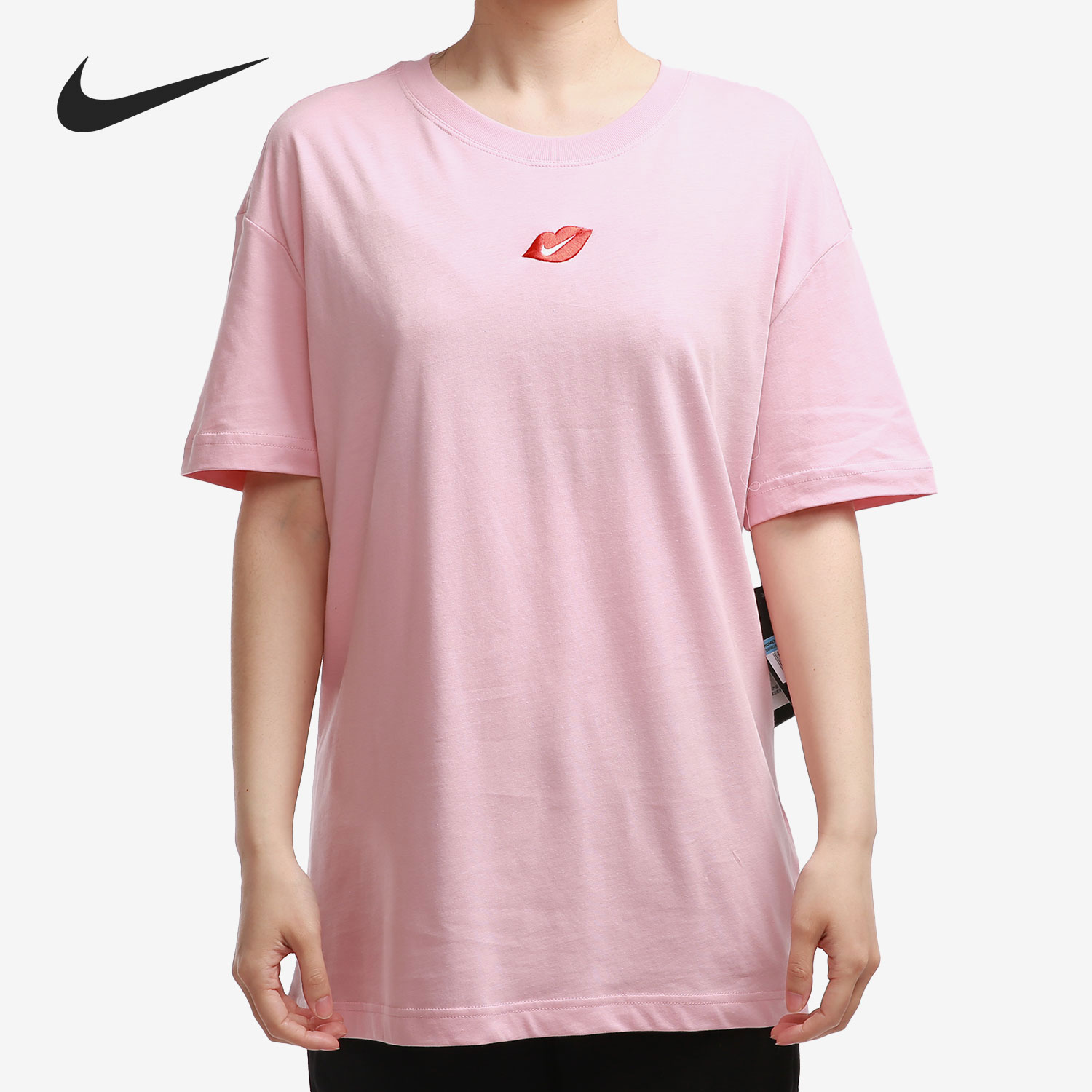 耐克女子刺绣运动短袖T恤