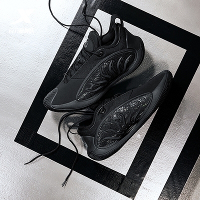 特步SKY02逆天二代篮球鞋