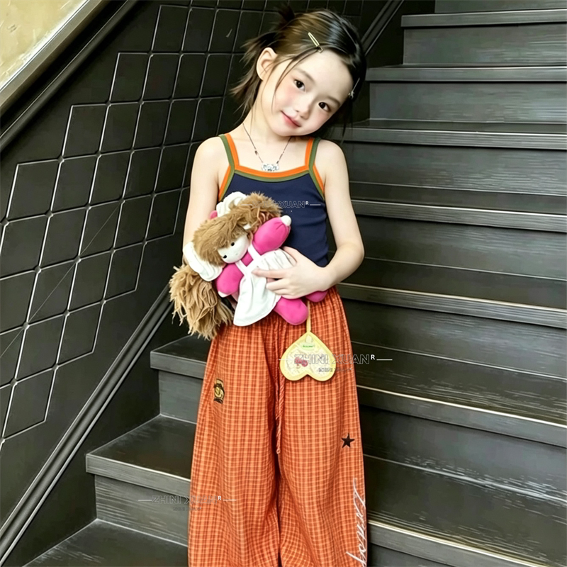女童吊带背心外穿夏季2026新款多巴胺拼色洋气时髦休闲风儿童上衣图片
