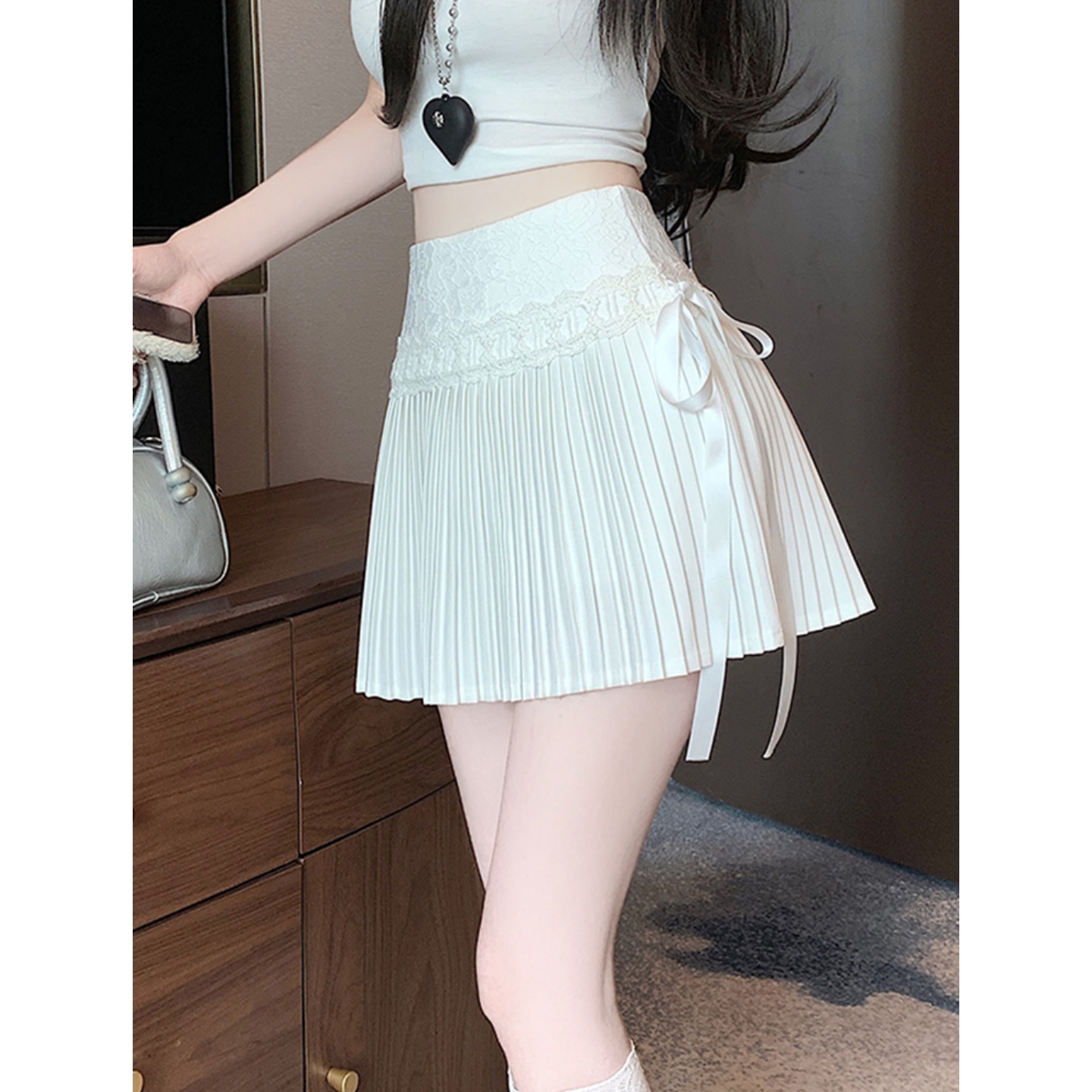 微胖mm白色百褶半身裙女a字短裙