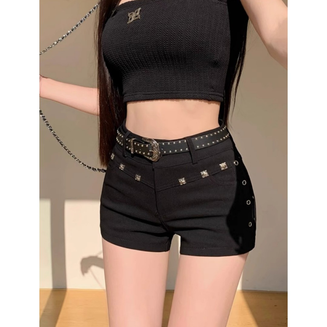 黑色铆钉时尚短裤女夏季小个子辣