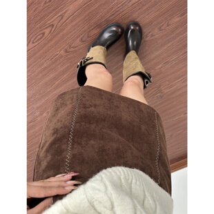 咖色气质显瘦a字麂皮绒半身裙女防走光高腰显瘦包臀裙春季 氛围感