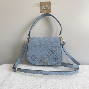 外贸尾货出泰国lyn时尚百搭女士手提斜挎包