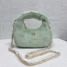 泰国lyn尾货毛绒绒手提包秋冬百搭休闲女士小斜挎包