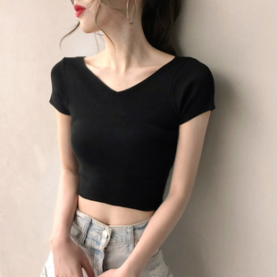 跳舞打底衫 夏t恤女v领修身 半袖 小心机婊上衣2020漏腰短款 露脐短袖