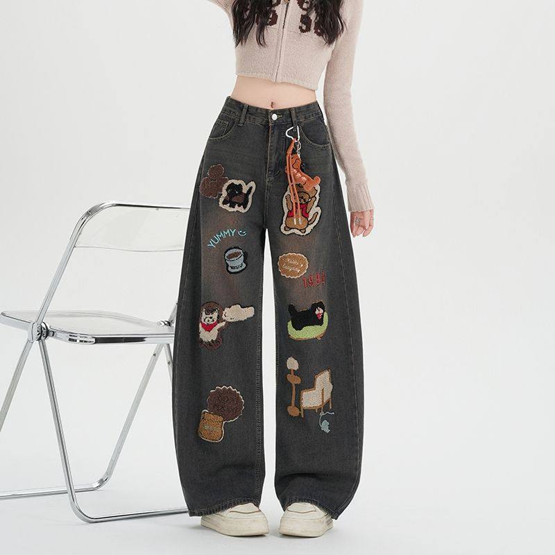 美式复古卡通毛巾刺绣水洗弯刀牛仔裤女秋季挂件设计宽松阔腿裤子,女装/女士精品,牛仔裤,淘宝优惠券,粉丝福利购,淘宝优惠卷