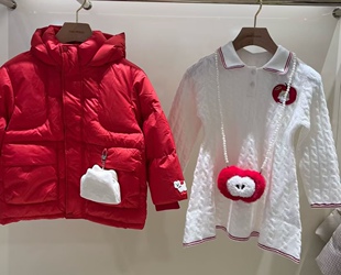 F2FAF4615太平鸟童装mini peace 2025冬新款女童针织连衣裙毛衣裙