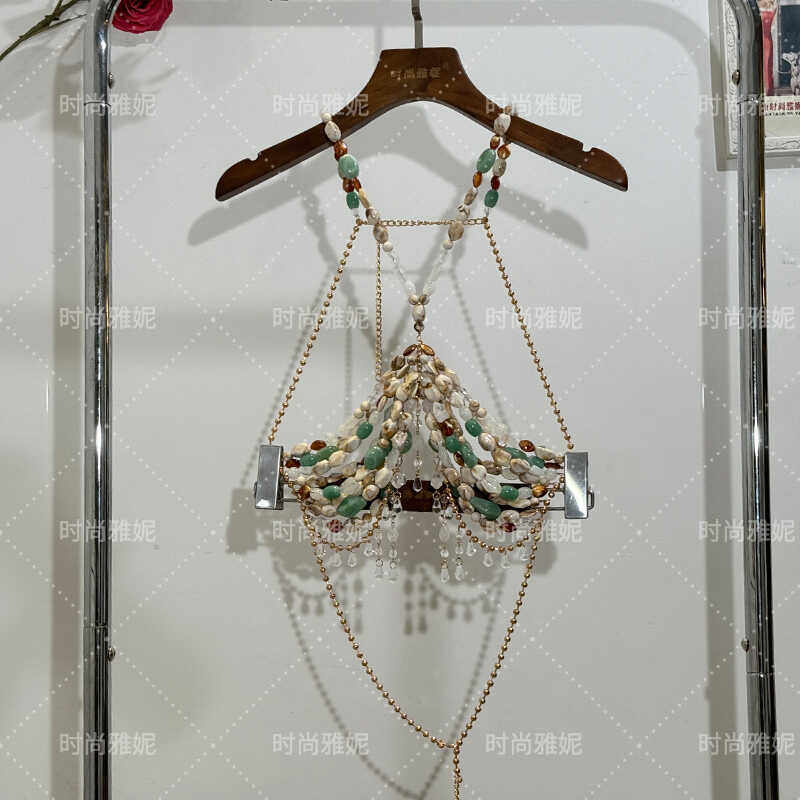 时尚雅妮新款性感挂脖吊带背心女外穿内搭抹胸胸饰串珠身体链上衣,女装/女士精品,背心吊带,淘宝优惠券,粉丝福利购,淘宝优惠卷