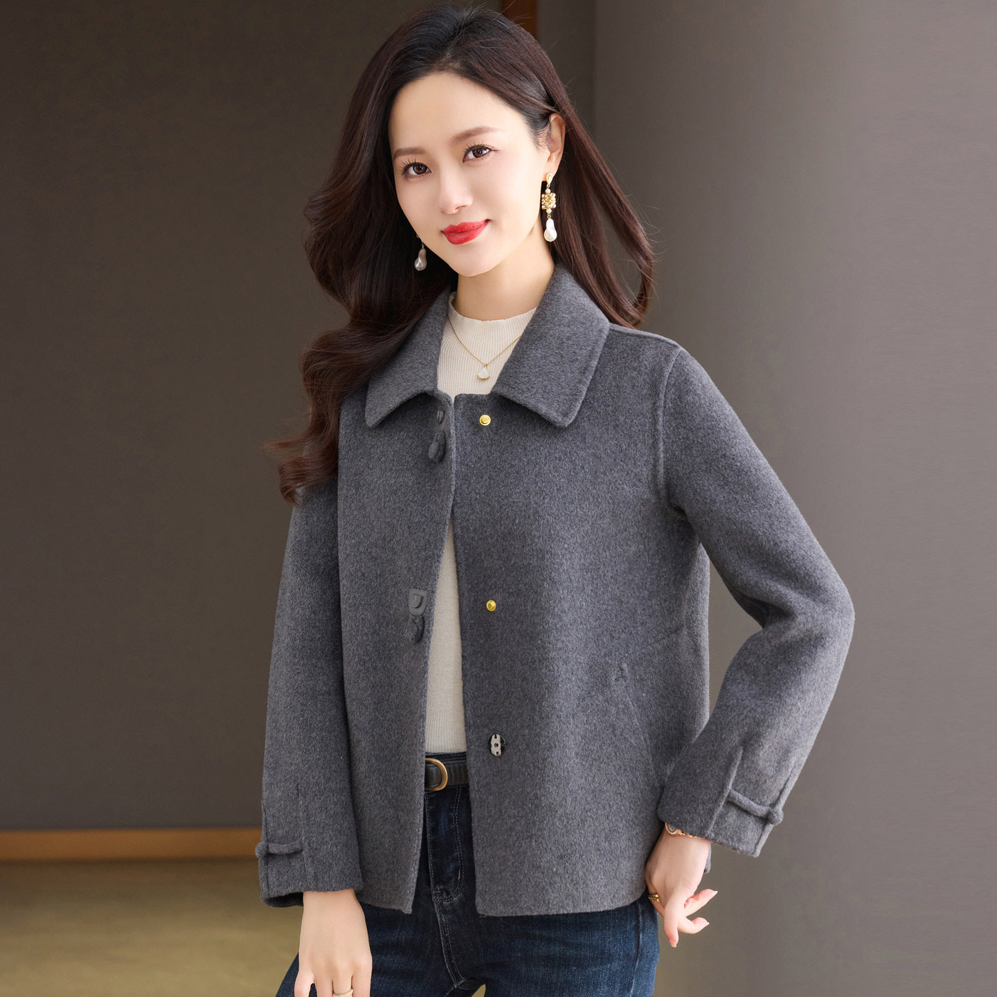 高贵妈妈款双面羊绒大衣女短款2025年新款小个子宽松版羊毛呢外套
