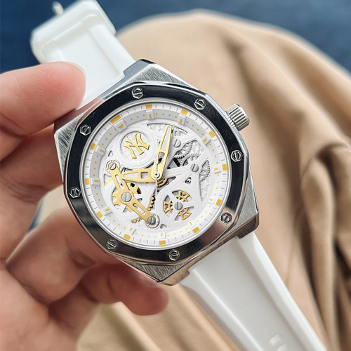 夏季新品！镂空机械风手表~