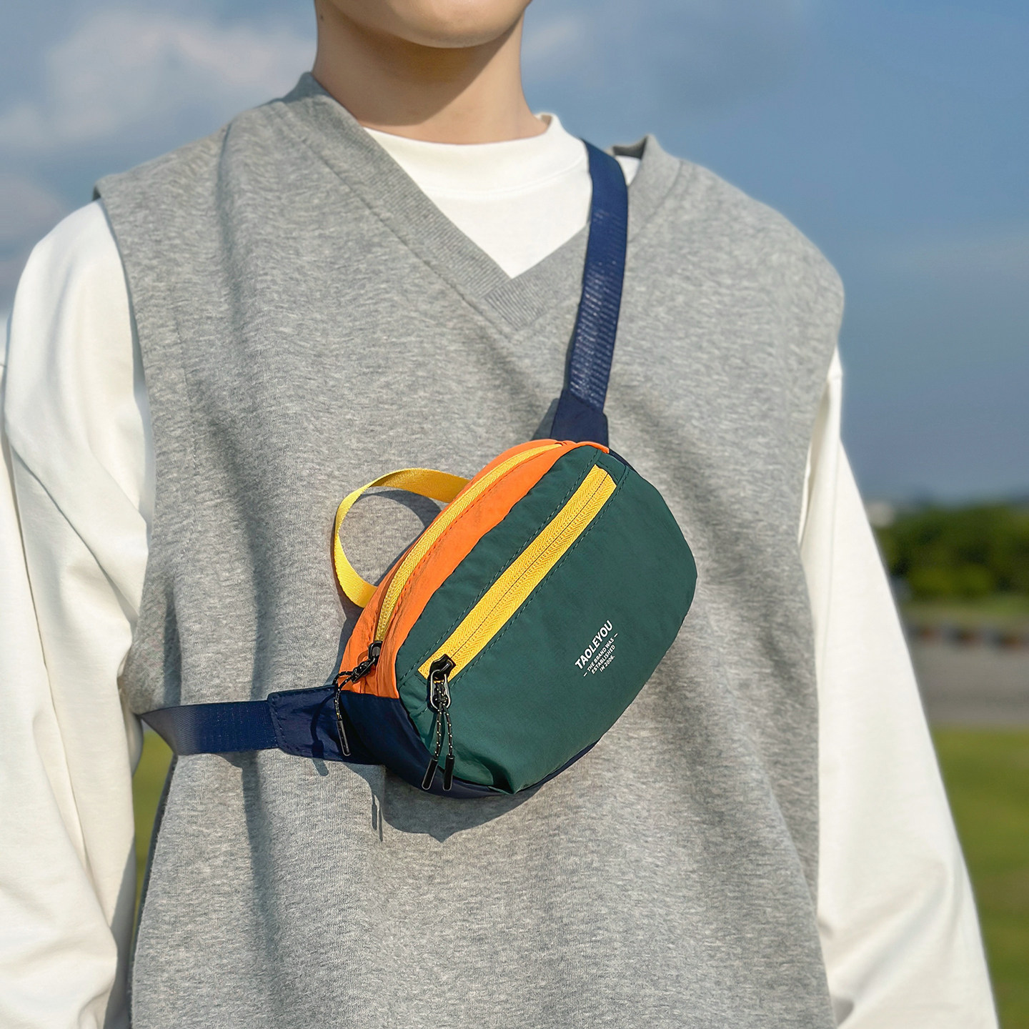 轻量化斜挎包男户外休闲胸包小众设计感运动腰包旅行爬山小背包女,箱包皮具/热销女包/男包,男士包袋,淘宝优惠券,粉丝福利购,淘宝优惠卷