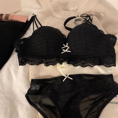 新款法式小胸聚拢加厚内衣女套装