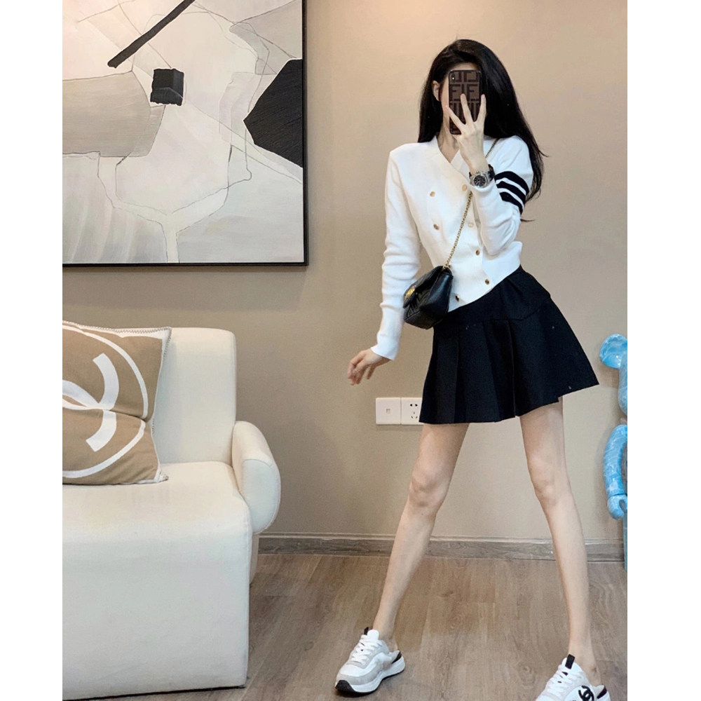 网红白色小香风针织开衫女