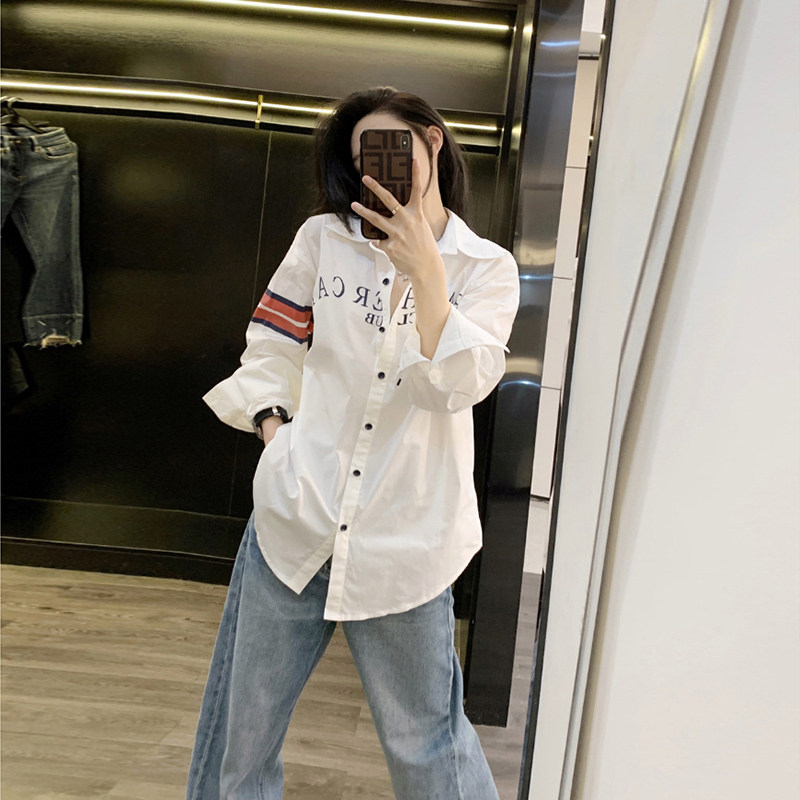 法式慵懒白色字母防晒长袖衬衫女