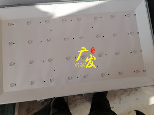 液晶电视背光一套价格代用 4S2P 厦新LE 8822A灯条CC02390D741V03