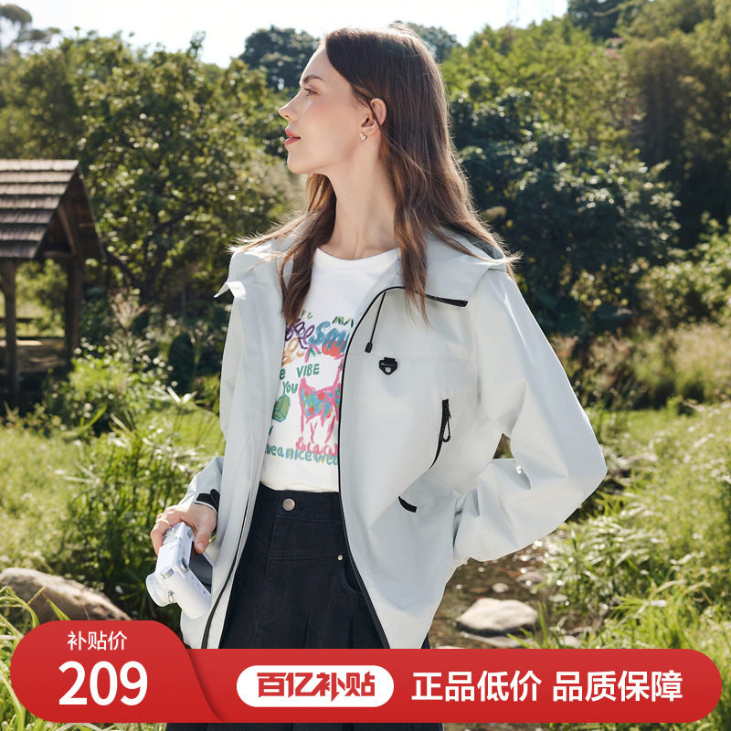 ���ڲ�����ǳ�� M betu��ͼ�����˶���߼��ж�����Ů2026�괺���¿װ���¼п� 209Ԫ