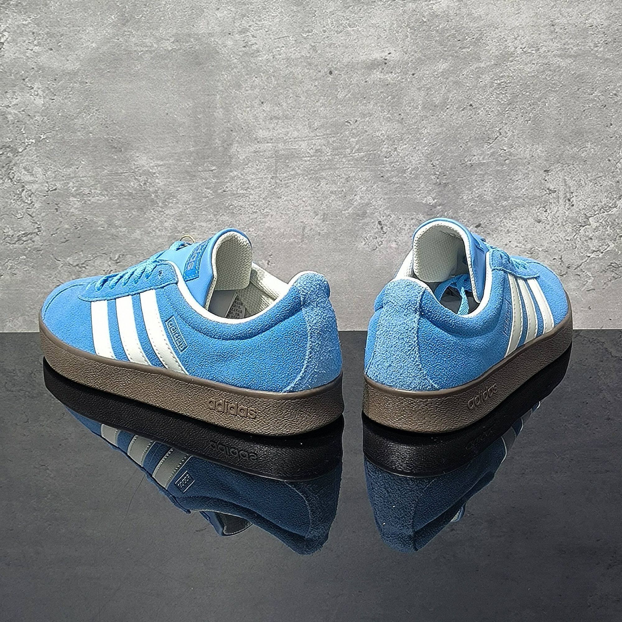 Adidas/阿迪达斯正品秋冬男鞋女鞋运动休闲T头鞋德训鞋板鞋JS4594