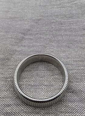 3高级复古极简窄版弹力竖条纹圆环手镯叠戴金属质感打标手环女