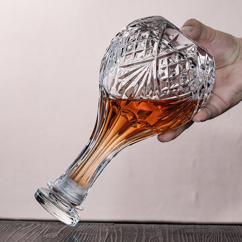 酒樽白酒密封储存泡酒红酒醒酒器洋酒家用威士忌加厚水晶玻璃酒瓶