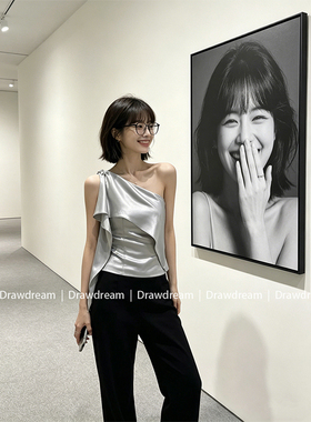 Drawdream 轻奢缎面斜肩不规则背心女夏季设计感修身显瘦无袖上衣