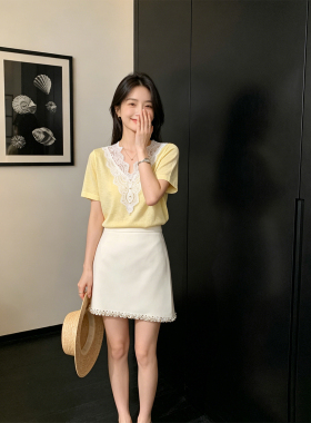 Drawdream 黄色V领蕾丝拼接短袖T恤女装温柔气质修身显瘦百搭上衣