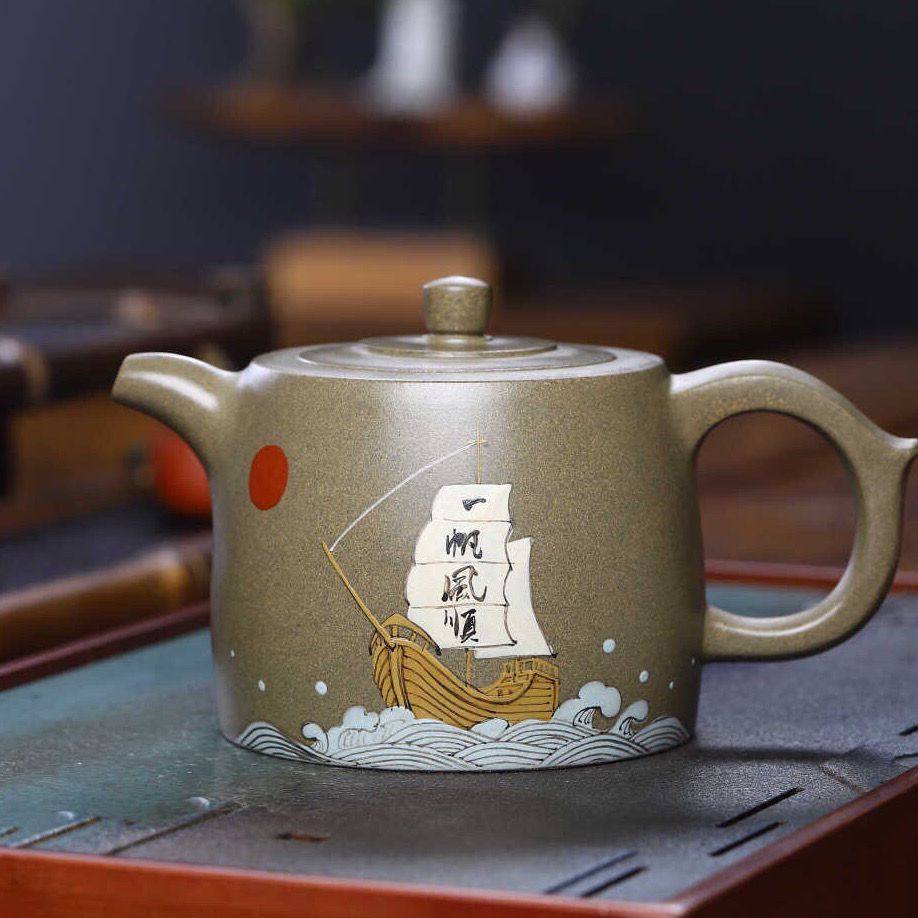 280毫升宜兴紫砂壶原矿青段泥井栏壶莫顺仙纯手工泥绘一帆风顺壶