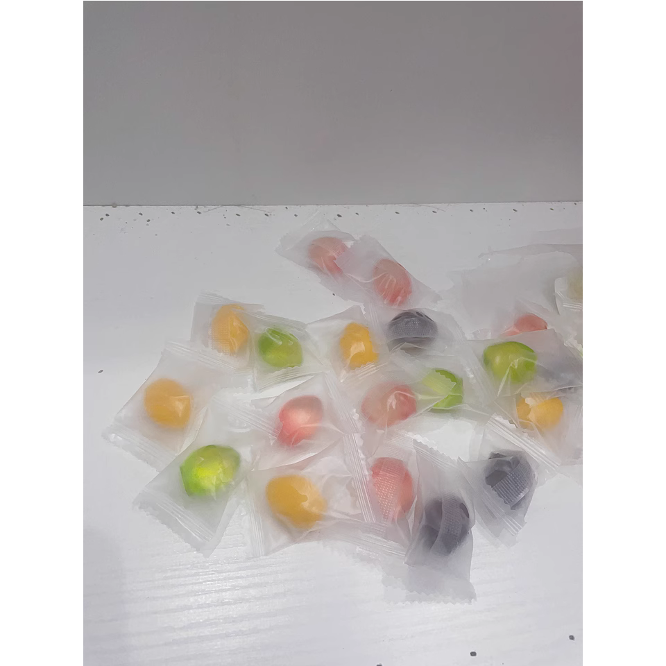 新货满铺剥皮果汁软糖水果夹心