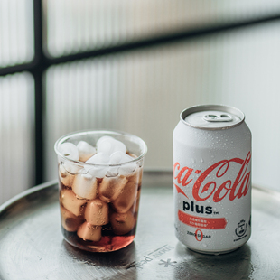 香港版加系可口可乐肥宅快乐水碳酸饮料夏天冰饮料白罐