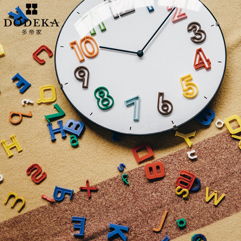 多帝家彩色数字客厅卧室静音挂钟