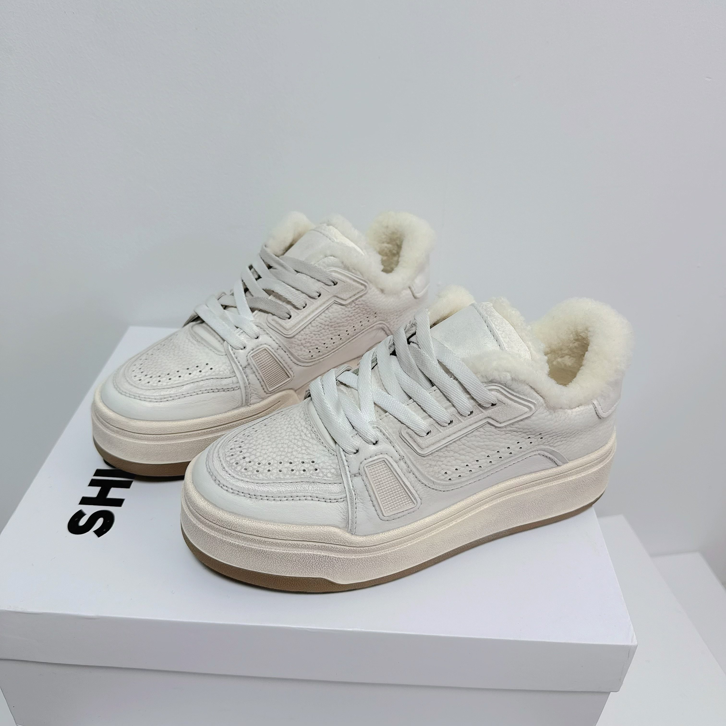 换季清—诗歌兰加绒保暖板鞋休闲鞋00398,女鞋,时尚休闲鞋,淘宝优惠券,粉丝福利购,淘宝优惠卷