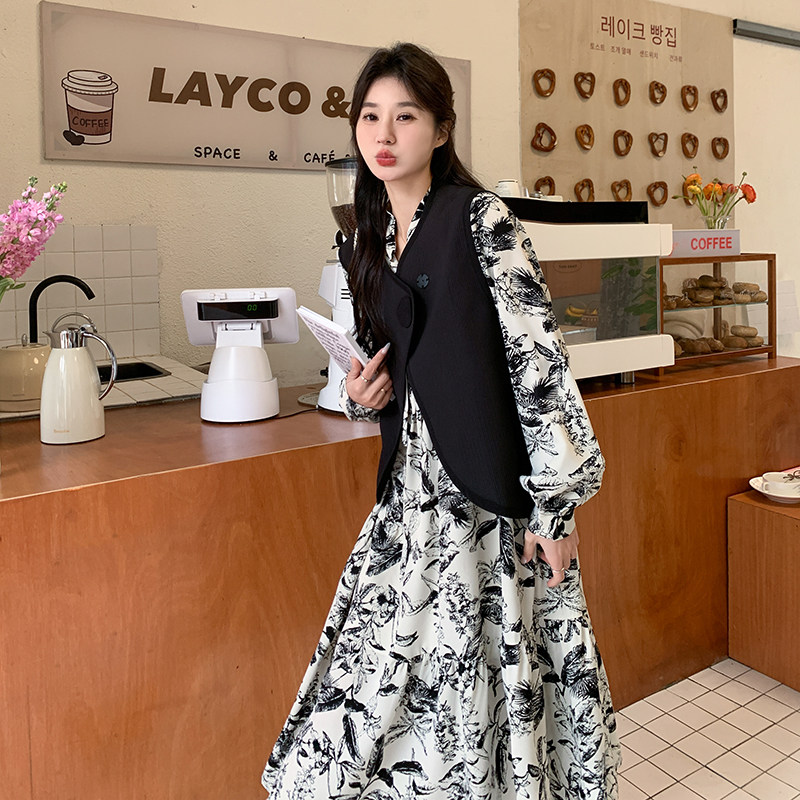 【现货】秋季新款水墨画连衣裙马甲2件套装207-026P155控218,女装套装/套裙,卡莱