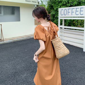 南瓜色泡泡袖v领连衣裙女2025夏新款韩版宽松小个子心机露背长裙图片