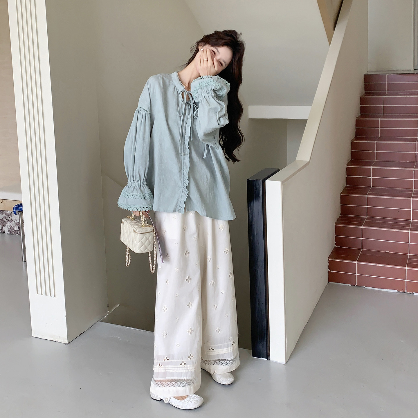 【新款】蕾丝拼接衬衣阔腿裤两件套装207-333P175控288,女装套装/套裙,卡莱