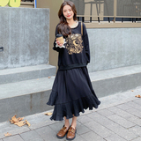 假两件黑色拼接连衣裙女春秋2025新款卫衣裙别致设计感百褶长裙潮，女装卫衣/绒衫，卡莱