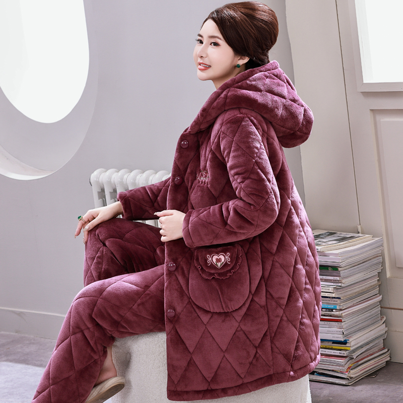 加长款连帽睡衣女秋冬季中老年妈妈珊瑚绒夹棉加厚保暖加绒家居服