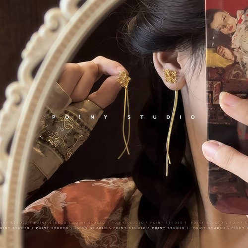 高级感金色花朵耳环小众设计感